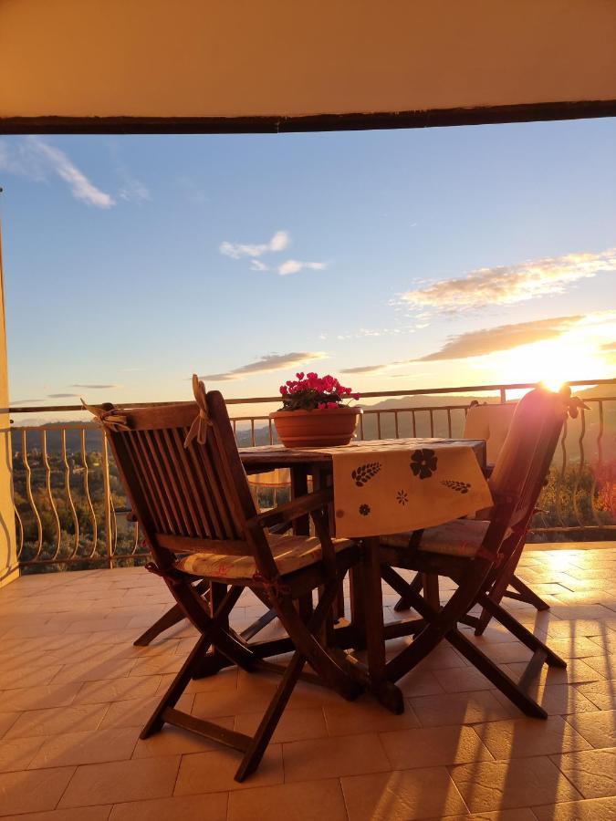 Nickyhouse Holiday Home Giffoni Sei Casali エクステリア 写真